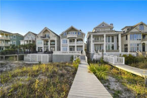 6 Collier Beach Road- Oceanfront, Large Pool, Elevator, FREE Activities Included
